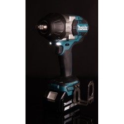 Boulonneuse à chocs DTW1002ZJ Makita 18 V Li-Ion 1050 Nm carré 1/2 - machine seule