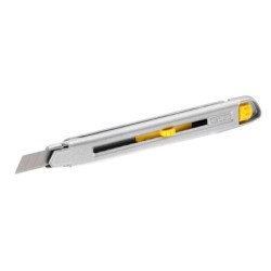 Cutter Interlock Stanley avec corps métallique 9 mm