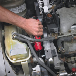 Clé a cliquet 12V M12 IR-201B carré 1/4 avec 1 batterie 2Ah et un chargeur