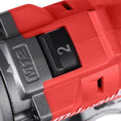 Perceuse visseuse à percussion 12V M12 FPD2-602X avec 2 batteries 6Ah et 1 chargeur