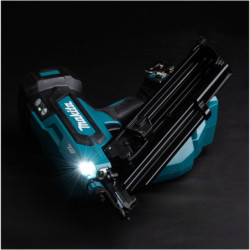 Cloueur de charpente LXT 18V 34° clous de 50 à 90mm produit seul