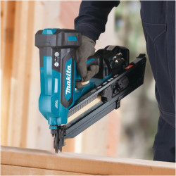 Cloueur de charpente LXT 18V 34° clous de 50 à 90mm produit seul