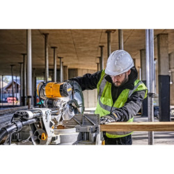 Scie à onglets radiale DWS780-QS Dewalt puissance 1675 W diamètre 305 mm