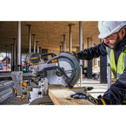 Scie à onglets radiale DWS780-QS Dewalt puissance 1675 W diamètre 305 mm