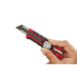 Cutters à lames sécables Snap knife 18 mm