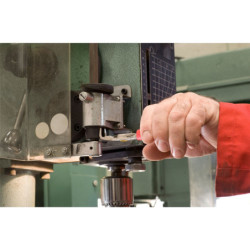 Pince de précision à circlips bagues extérieures bec 90°