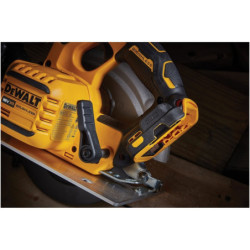 Scie circulaire 190 mm XR 18V ADVANTAGE avec coffret TSTA (sans batterie, ni chargeur)