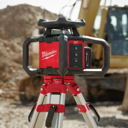 Lasers rotatifs M18 RLOH600-201C One key rouge horizontal 600M 18V 1 batterie 2Ah + chargeur coffret