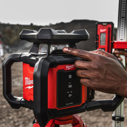 Lasers rotatifs M18 RLOH600-201C One key rouge horizontal 600M 18V 1 batterie 2Ah + chargeur coffret